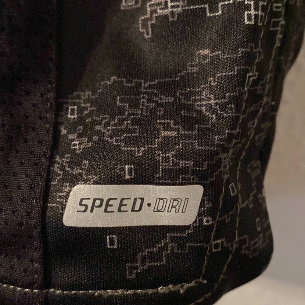 Cascade Sport speed dri basketball shorts size large